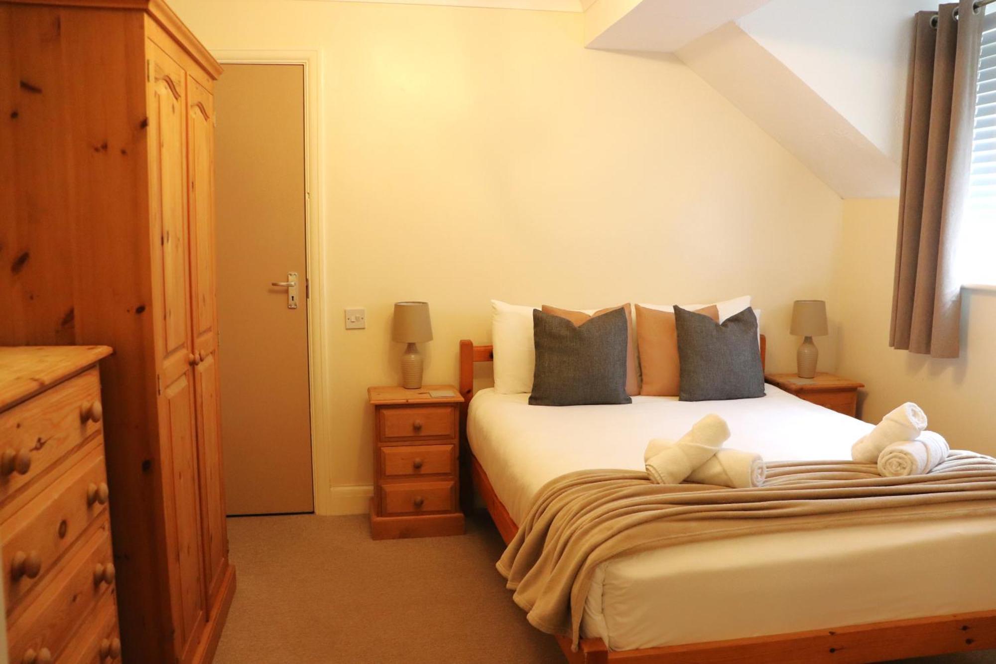 Glyndley Manor Cottages Поулгейт Екстериор снимка