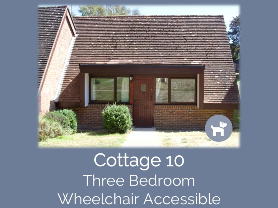 Glyndley Manor Cottages Поулгейт Екстериор снимка