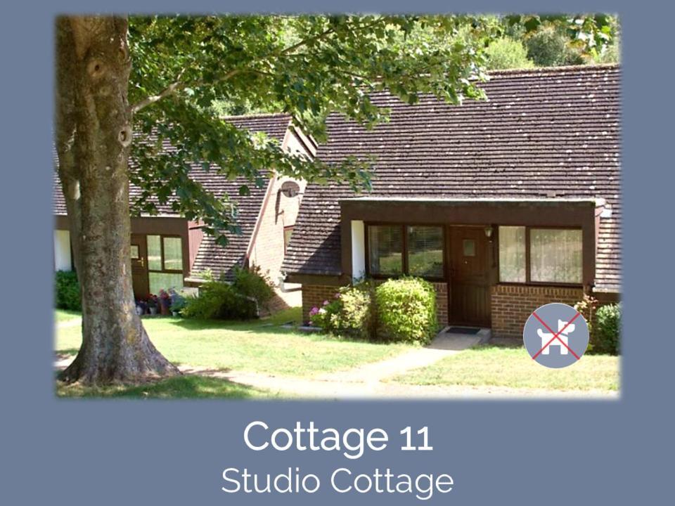 Glyndley Manor Cottages Поулгейт Екстериор снимка