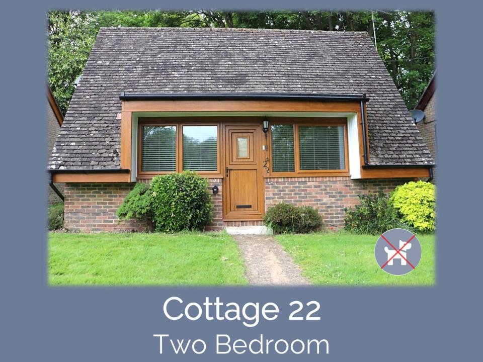 Glyndley Manor Cottages Поулгейт Екстериор снимка