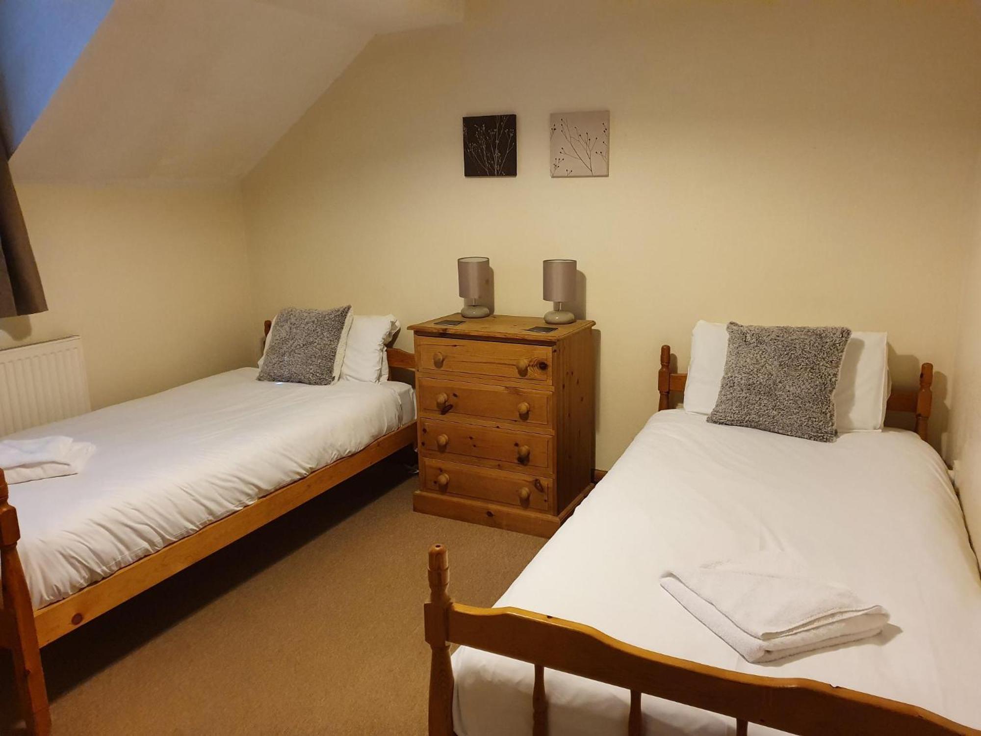 Glyndley Manor Cottages Поулгейт Екстериор снимка